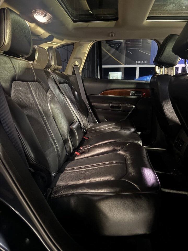 Used 2013 Lincoln MKX AWD image 7