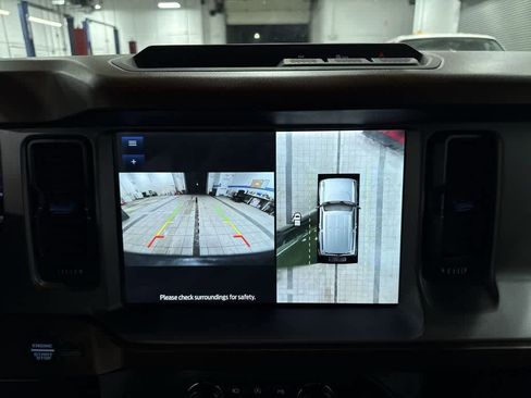Used 2023 Ford Bronco Outer Banks image 24