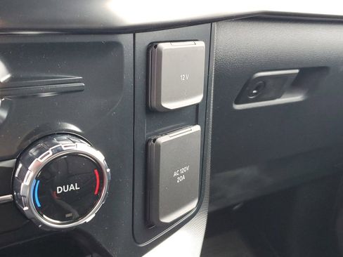 New 2025 Ford F150 Platinum w/ FX4 Off-Road Package image 28