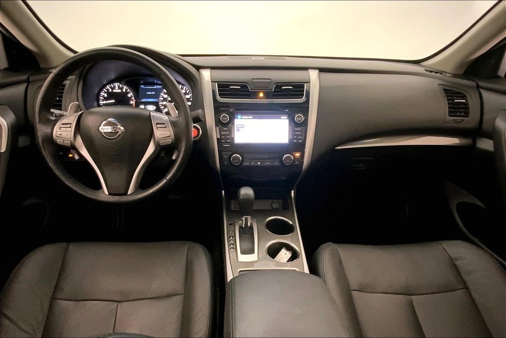 Used 2015 Nissan Altima 3.5 SL FWD image 16