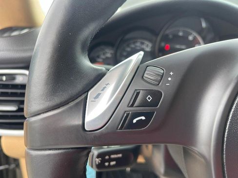 Used 2013 Porsche Panamera 4 Platinum Edition image 29