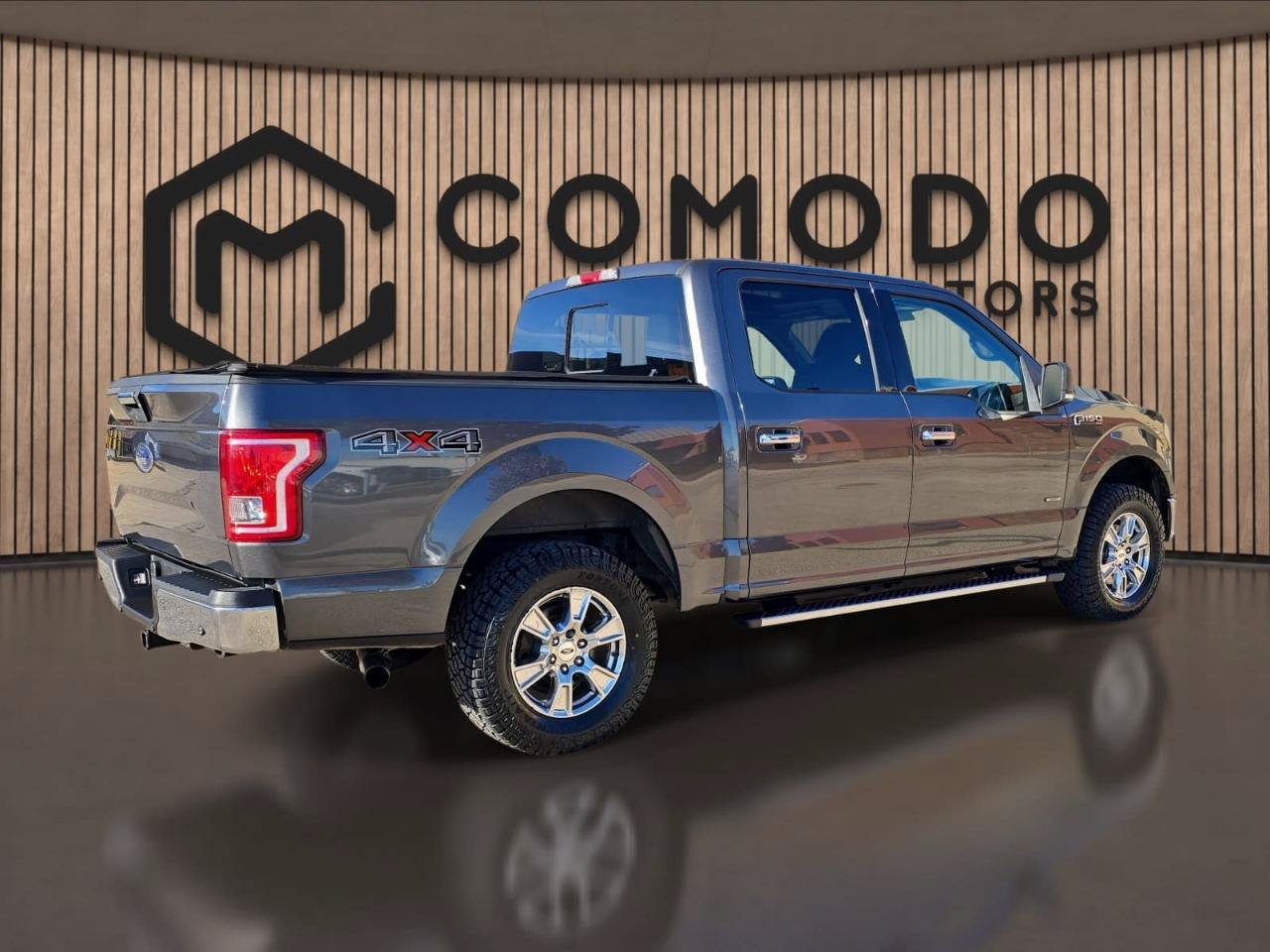 Used 2016 Ford F150 XLT w/ Equipment Group 302A Luxury AWD/4WD image 3