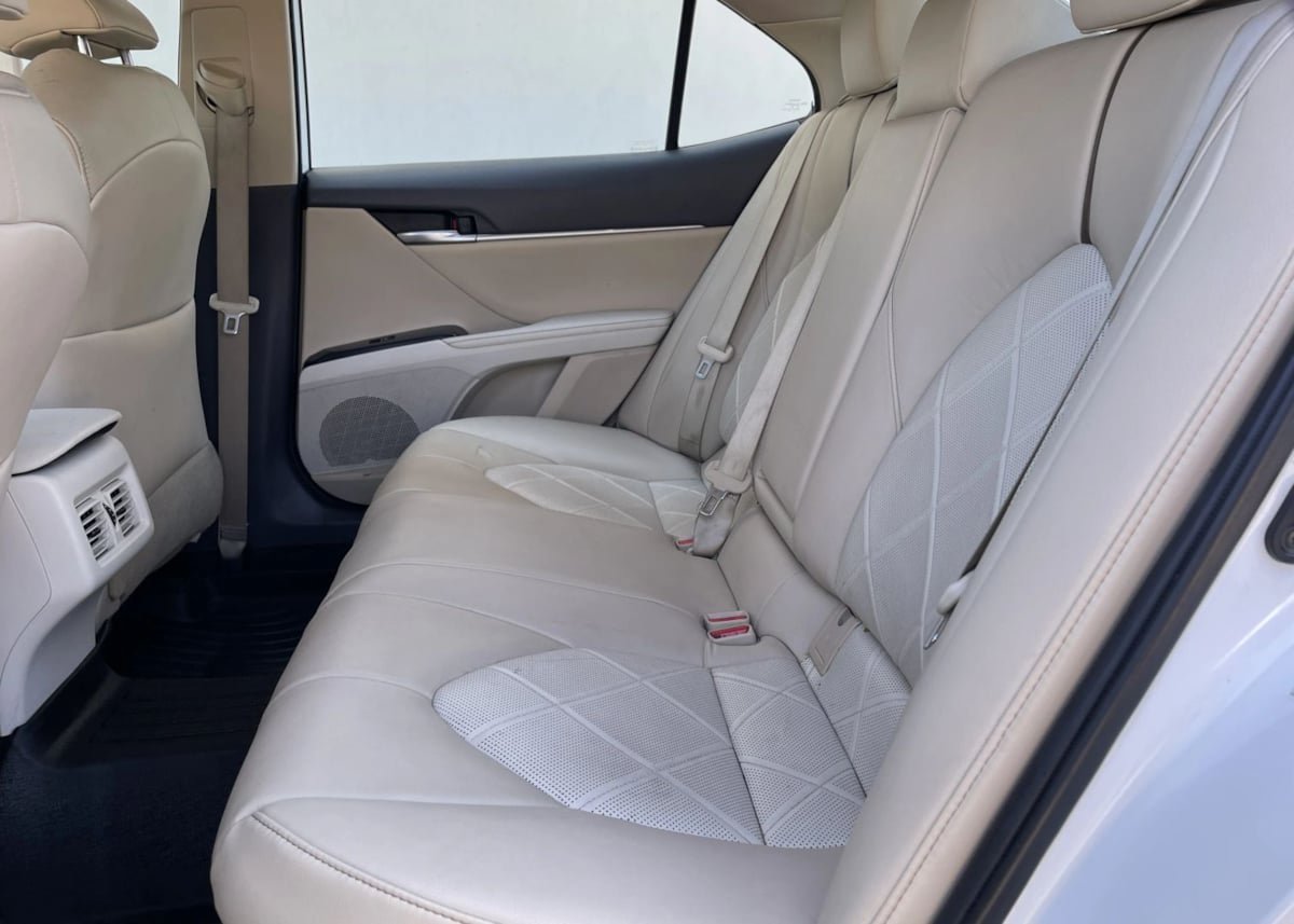Used 2019 Toyota Camry XLE w/ Driver Assist Package FWD image 19