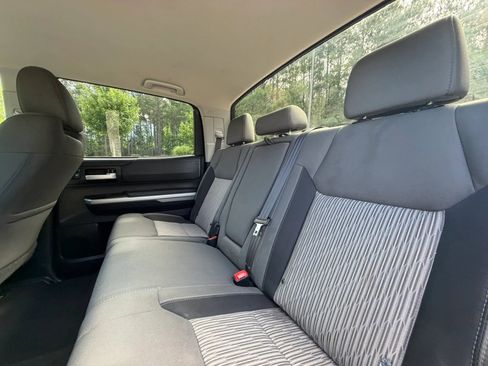Used 2014 Toyota Tundra SR5 w/ SR5 Upgrade Package AWD/4WD image 18
