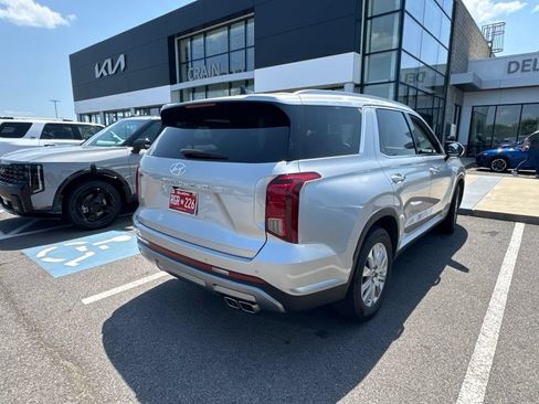 Used 2025 Hyundai Palisade SEL FWD image 3