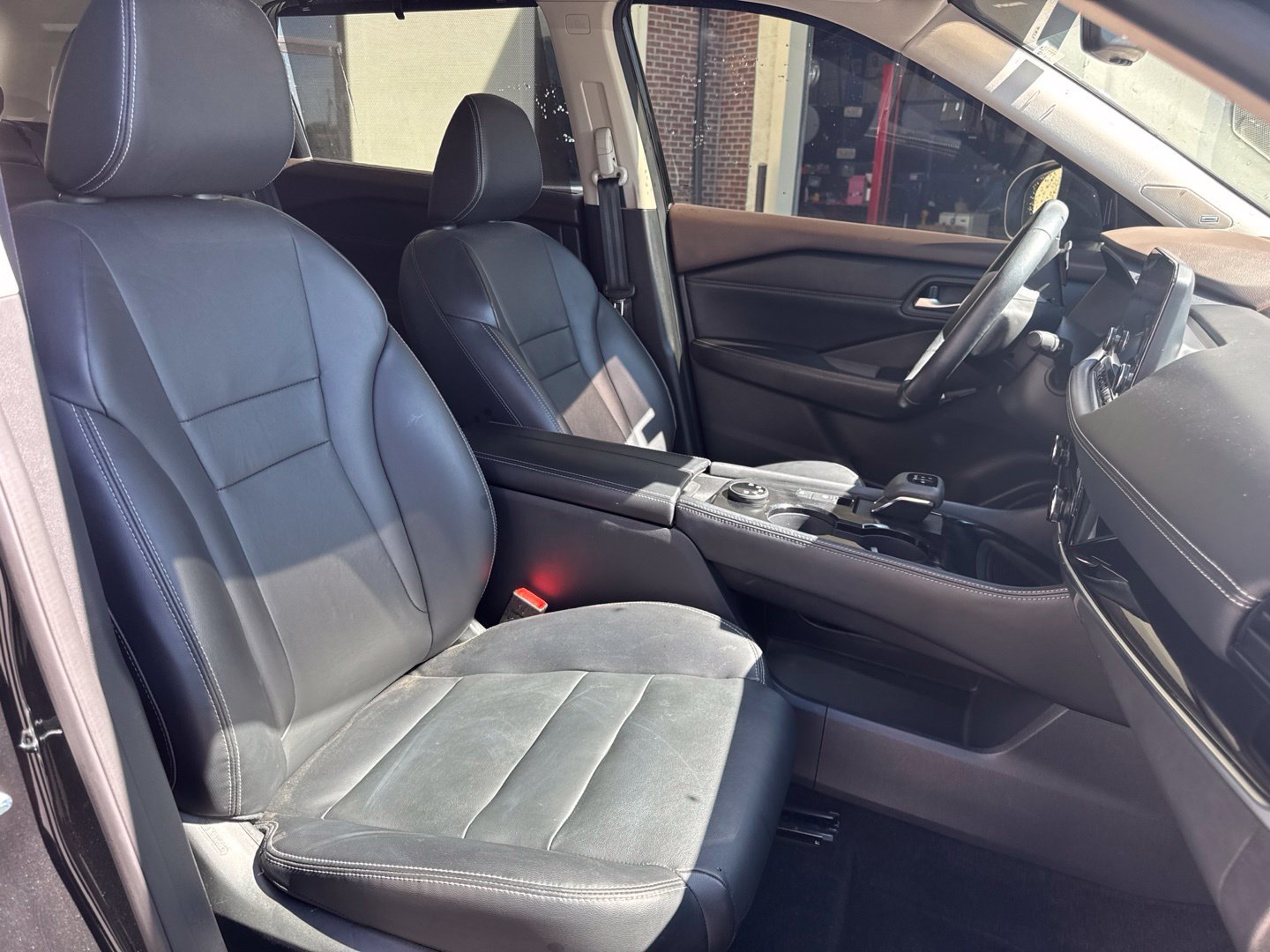 Used 2023 Nissan Rogue SL w/ SL Premium Package AWD/4WD image 10