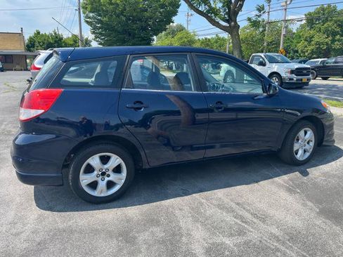 Used 2004 Toyota Matrix image 4