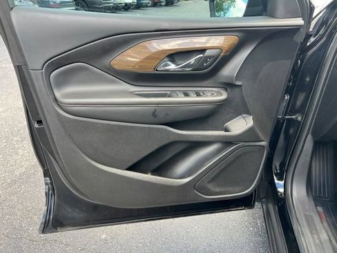 Used 2019 GMC Terrain SLE w/ Driver Convenience Package FWD image 26