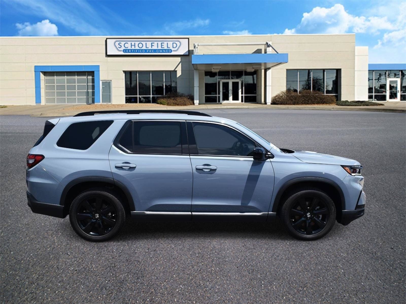 Used 2025 Honda Pilot Black Edition image 2