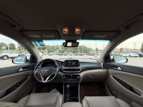 Used 2021 Hyundai Tucson Limited AWD/4WD image 29