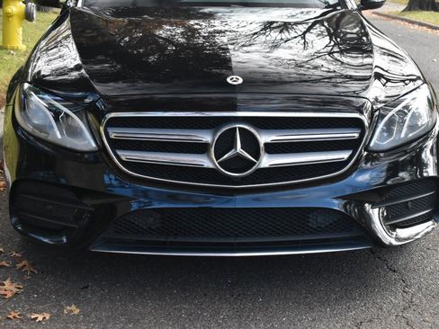 Used 2018 Mercedes-Benz E 300 E 300 image 35