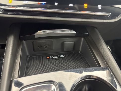 Used 2024 Buick Envision Preferred image 25