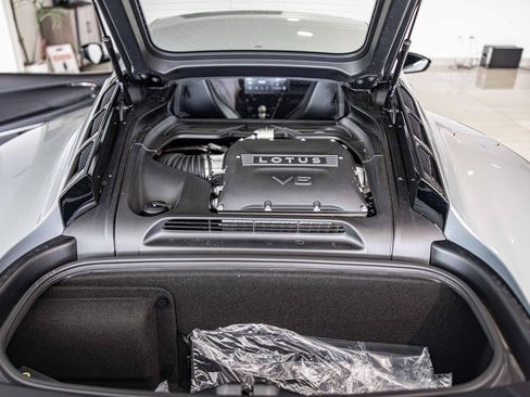 New 2025 Lotus Emira image 15