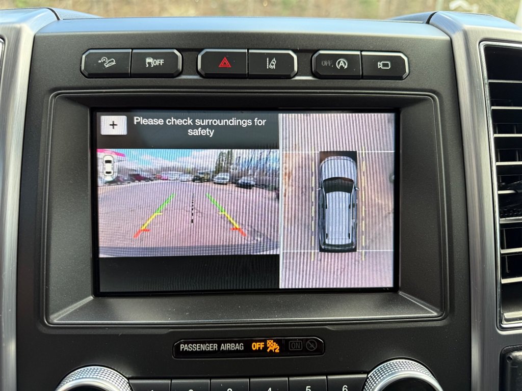 Used 2019 Ford Expedition Platinum AWD/4WD image 12