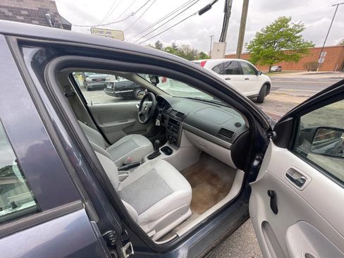 Used 2009 Chevrolet Cobalt LS FWD image 9