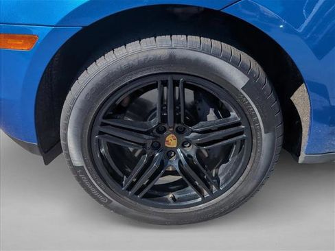 Used 2017 Porsche Macan image 24