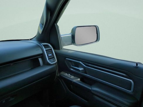 Used 2020 RAM 1500 Big Horn RWD image 13