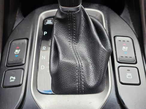 Used 2018 Hyundai Santa Fe Sport w/ 2.4L Tech Package 04 AWD/4WD image 41