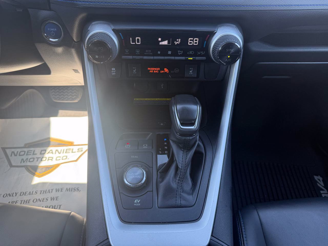 Used 2021 Toyota RAV4 XSE AWD/4WD image 20