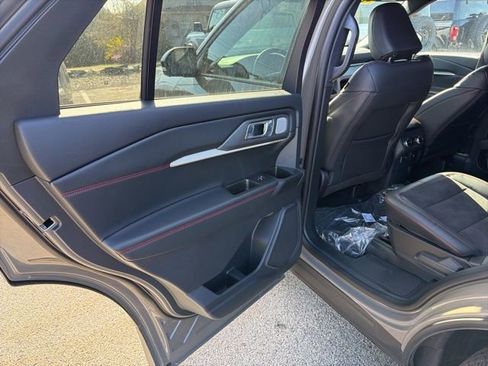New 2026 Ford Explorer ST AWD/4WD image 16