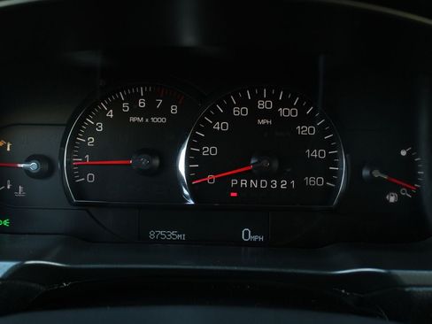 Used 2008 Cadillac DTS FWD image 10