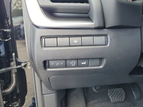New 2026 Nissan Rogue Dark Armor AWD/4WD image 19