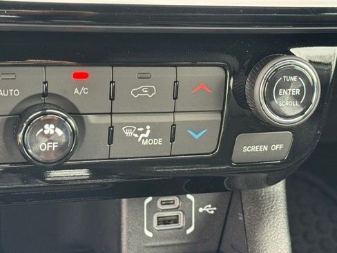 New 2026 Jeep Compass Latitude AWD/4WD image 22