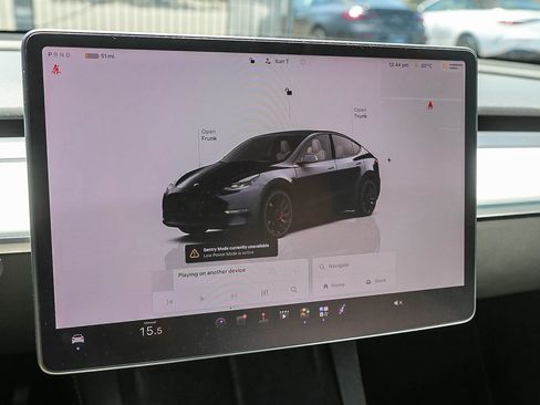 Used 2022 Tesla Model Y Performance AWD/4WD image 6