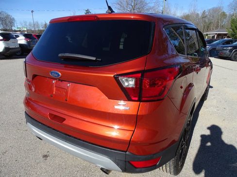 Used 2019 Ford Escape SE AWD/4WD image 10