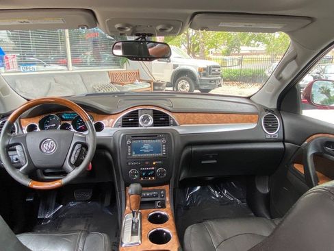 Used 2010 Buick Enclave CXL AWD/4WD image 26