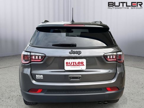 Used 2022 Jeep Compass Altitude w/ Convenience Group image 4