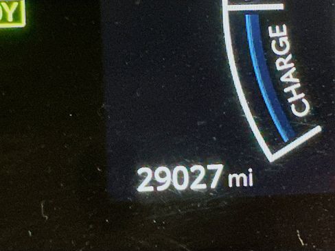 Used 2025 Toyota Camry LE image 19