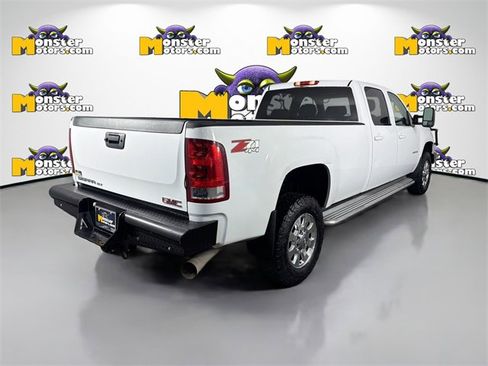 Used 2014 GMC Sierra 3500 SLT w/ SLT Convenience Package image 5