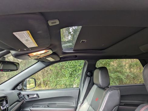 Used 2024 Dodge Durango GT image 17