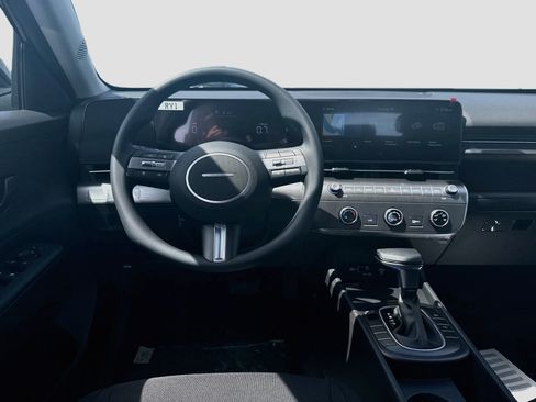 New 2027 Hyundai Kona SE FWD image 15
