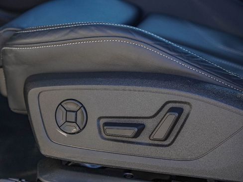 Certified 2025 Audi Q3 2.0T Premium w/ Convenience Package image 24