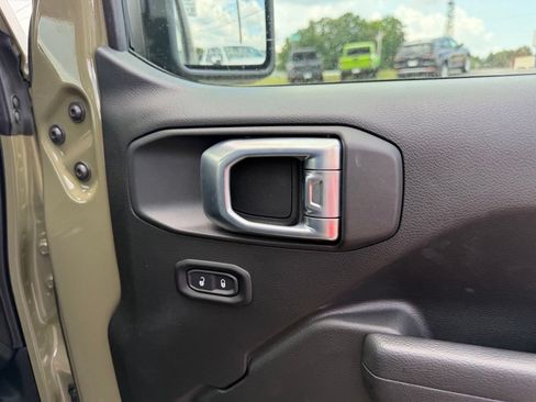 Used 2026 Jeep Wrangler Unlimited Sport AWD/4WD image 30