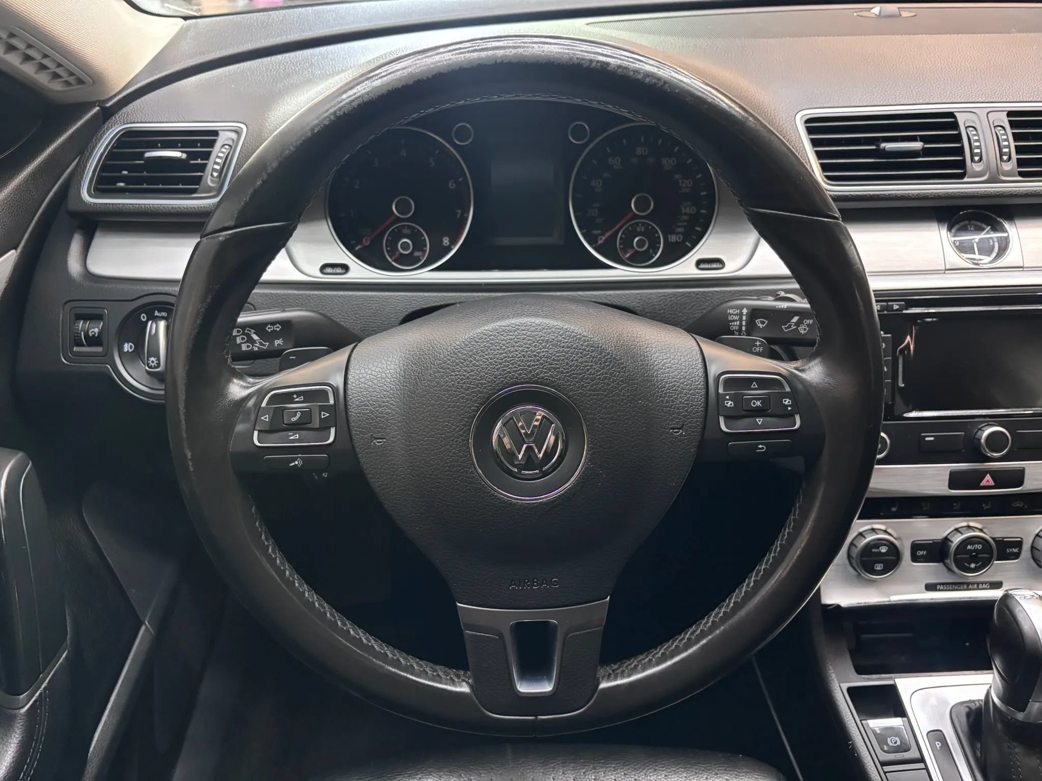 Used 2014 Volkswagen CC R-Line FWD image 12