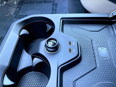 Used 2025 BMW iX xDrive50 w/ Convenience Package image 35