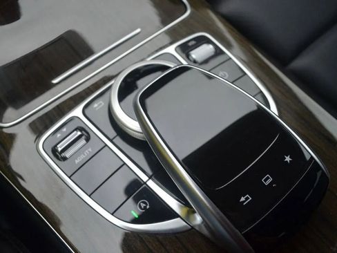 Used 2015 Mercedes-Benz C 300 Sedan image 45