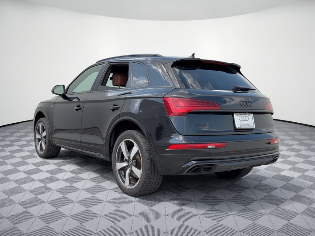 Used 2023 Audi Q5 2.0T Premium Plus w/ Premium Plus Package AWD/4WD image 3