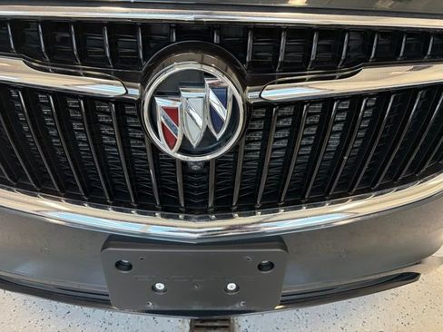 Used 2020 Buick Enclave Premium w/ Surround and Sites Package AWD/4WD image 10