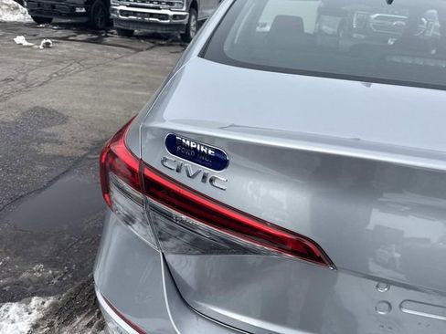 Used 2024 Honda Civic Touring image 5
