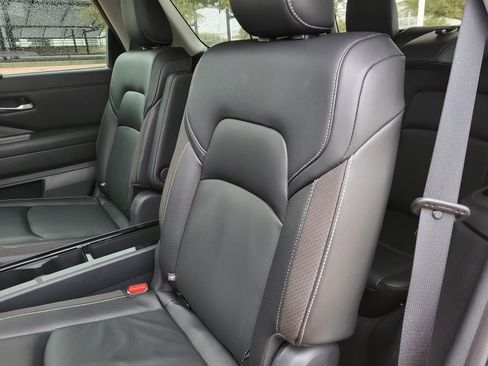 Certified 2023 Nissan Pathfinder SL w/ SL Premium Package image 21