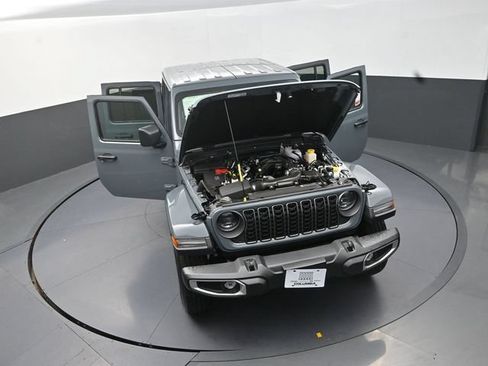 New 2026 Jeep Gladiator Sport AWD/4WD image 31