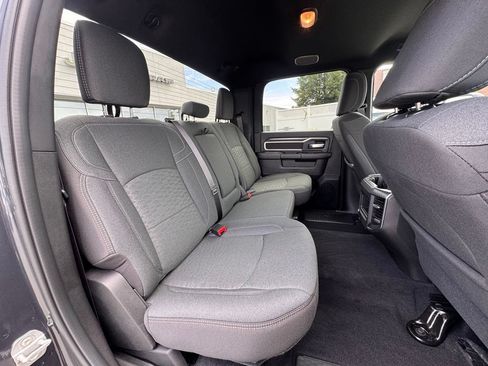 New 2026 RAM 2500 Big Horn AWD/4WD image 21