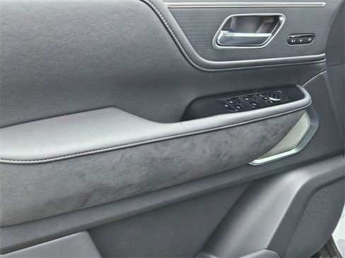 New 2025 INFINITI QX80 Sensory w/ Exterior Package image 14