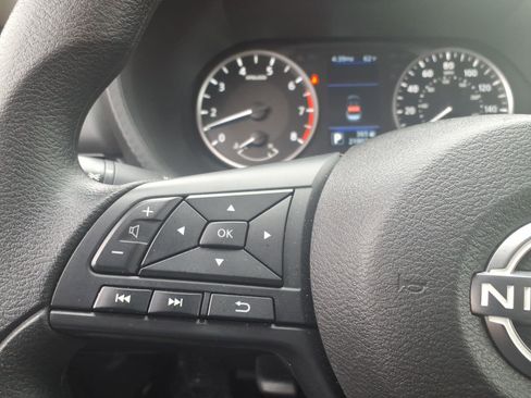 Certified 2025 Nissan Sentra S FWD image 21