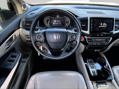 Used 2020 Honda Ridgeline RTL-E image 6