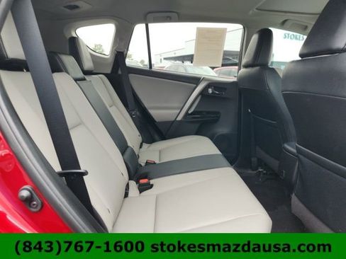 Used 2018 Toyota RAV4 Limited FWD image 23